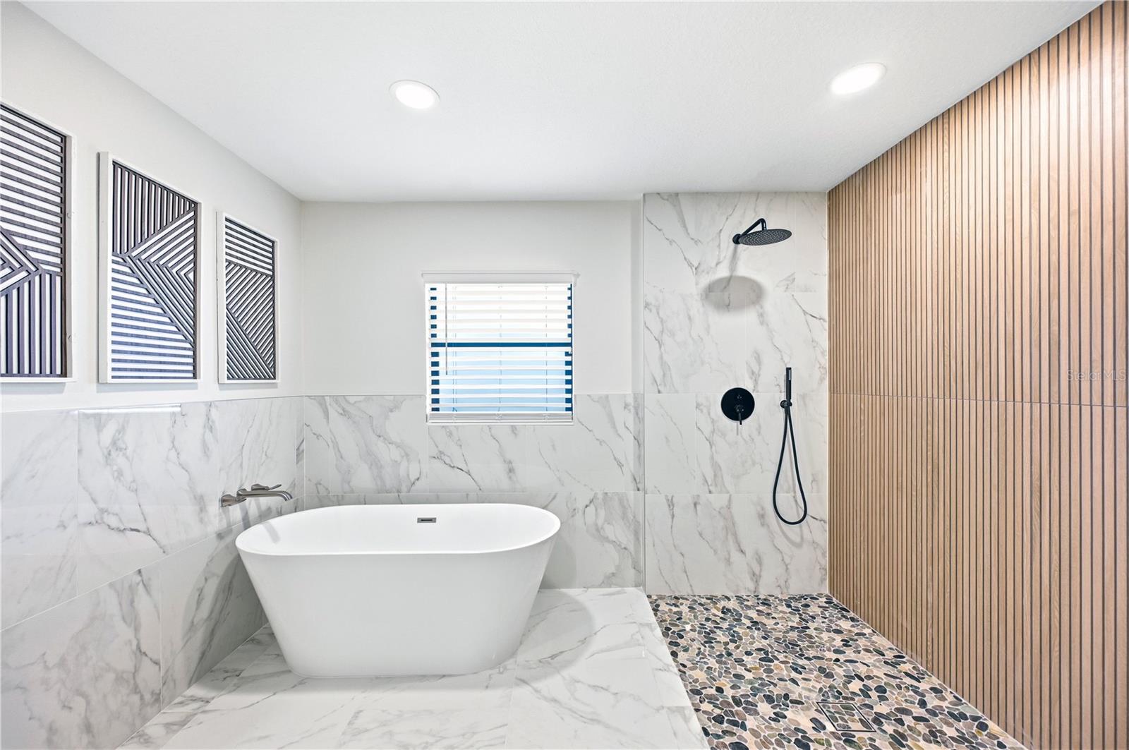 Image 13 of 24 For 14164 Fennsbury Drive