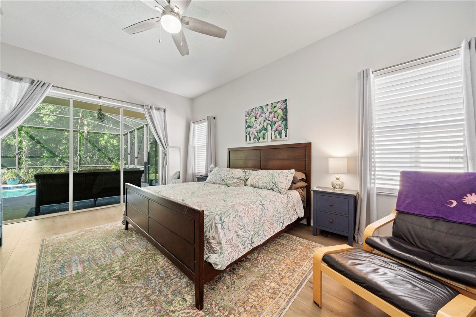 Image 21 of 49 For 29520 Forest Glen Drive
