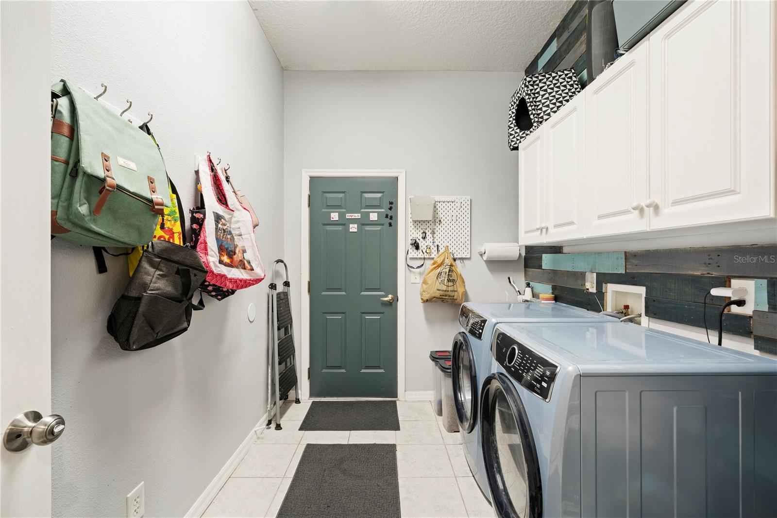 Image 40 of 49 For 29520 Forest Glen Drive