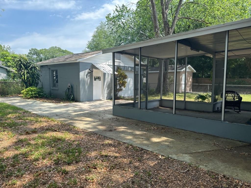 Image 21 of 21 For 815 Plymouth Street