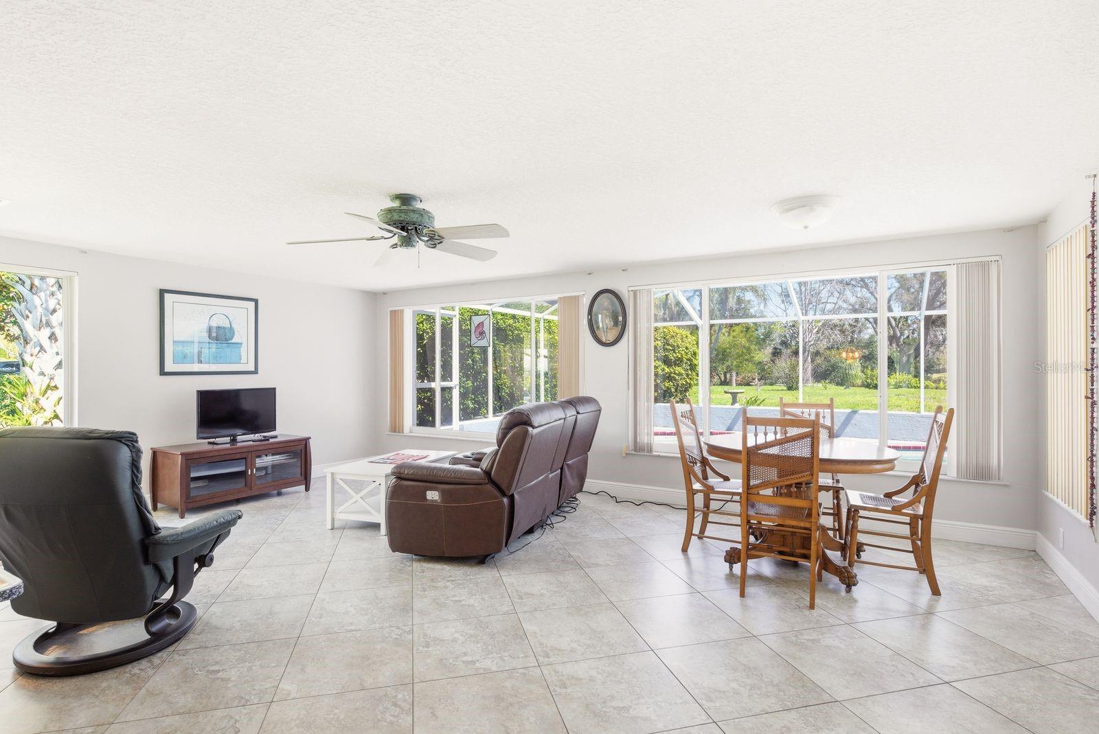 Image 19 of 46 For 12802 Ironwood Circle