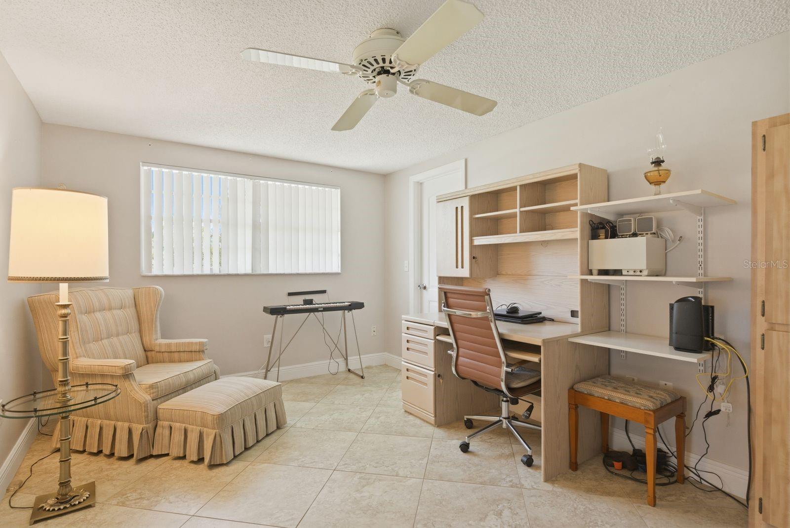 Image 25 of 46 For 12802 Ironwood Circle