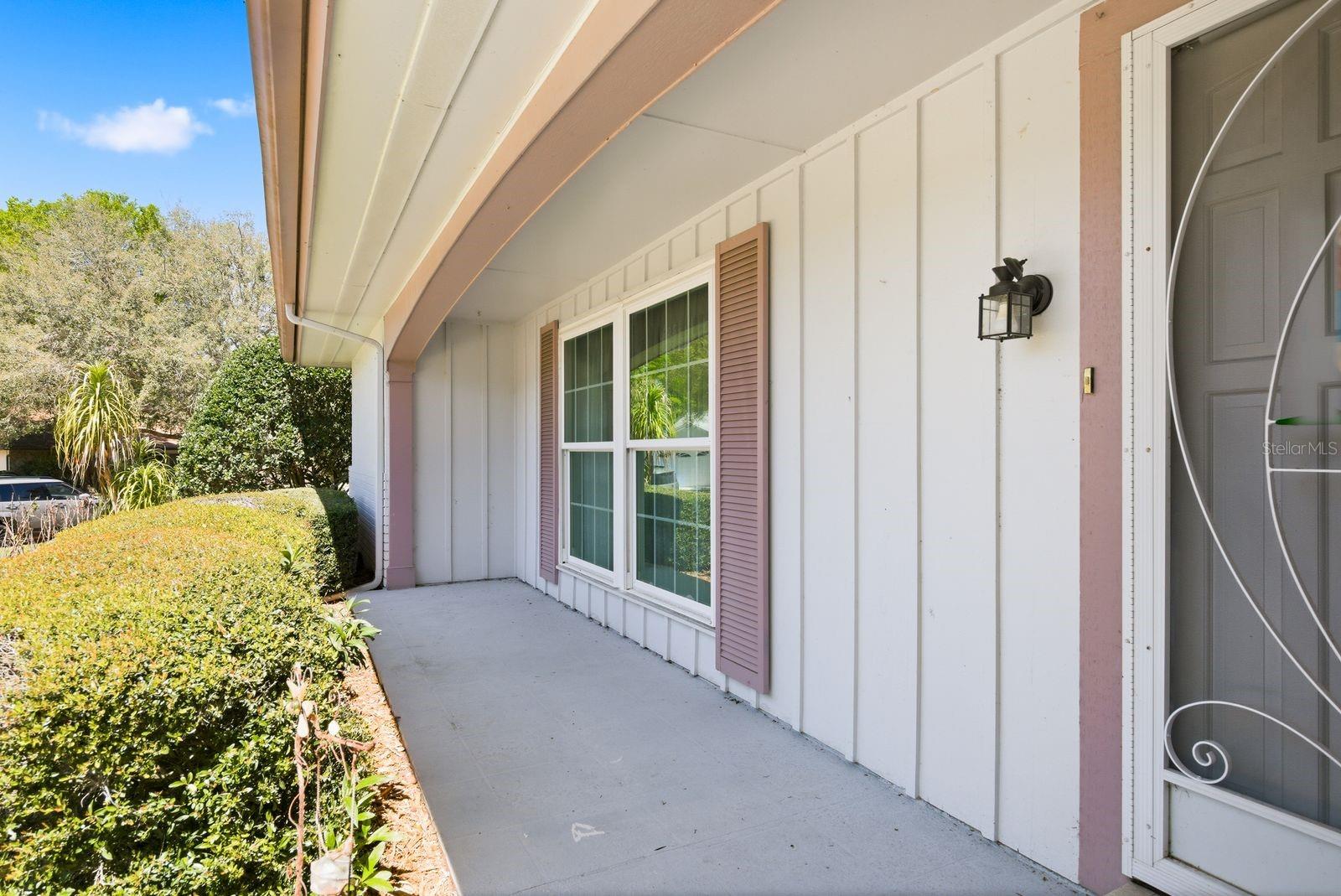 Image 4 of 46 For 12802 Ironwood Circle