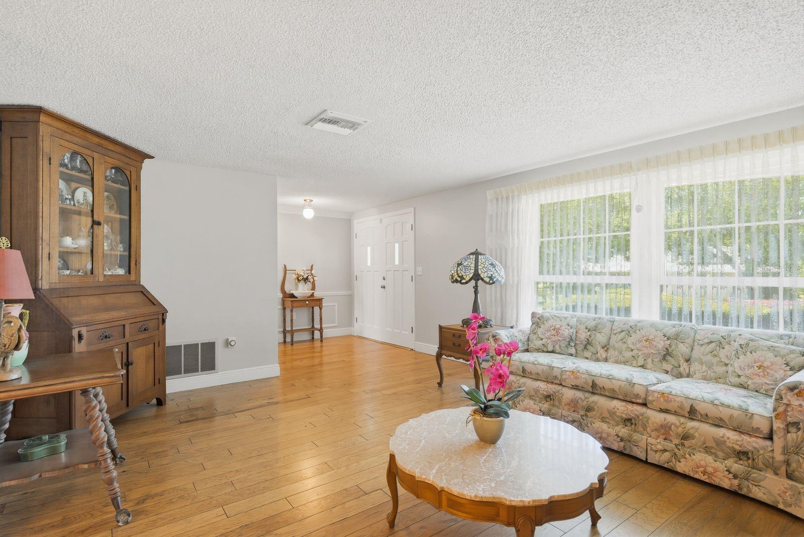 Image 8 of 46 For 12802 Ironwood Circle