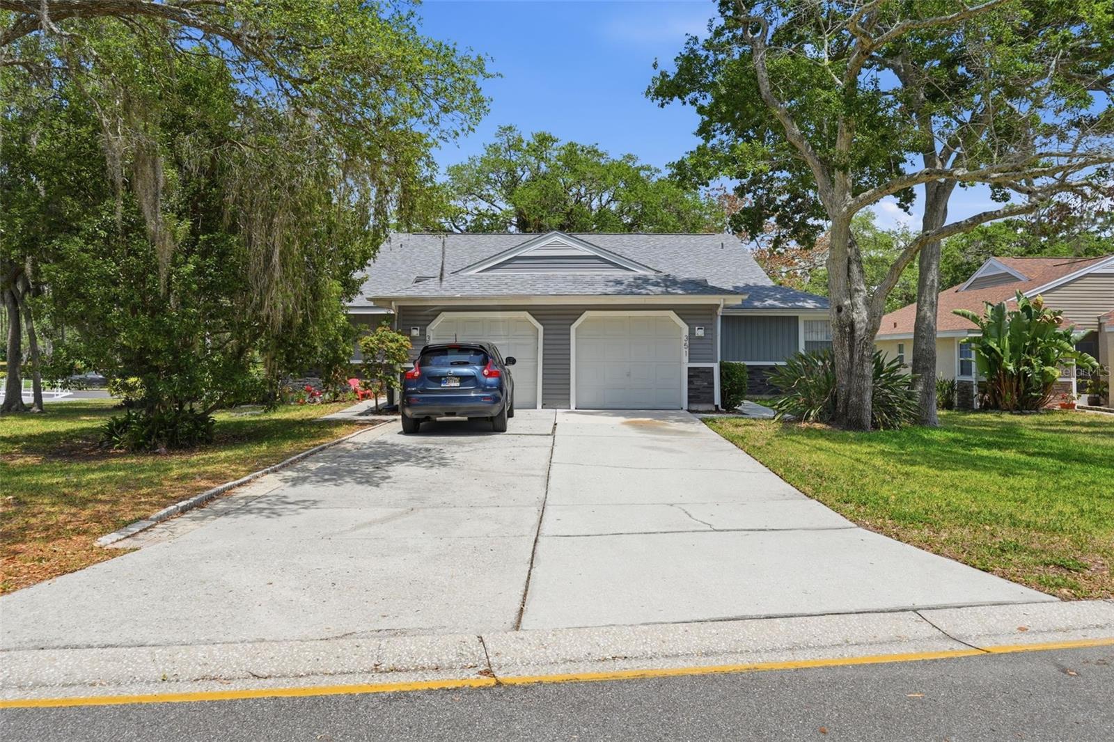 Image 3 of 51 For 351 Ixora Drive 61