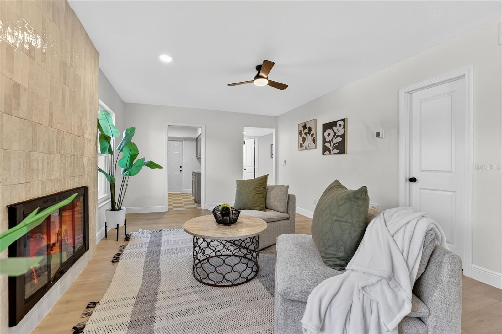 Image 19 of 46 For 4404 Carrollwood Village Drive