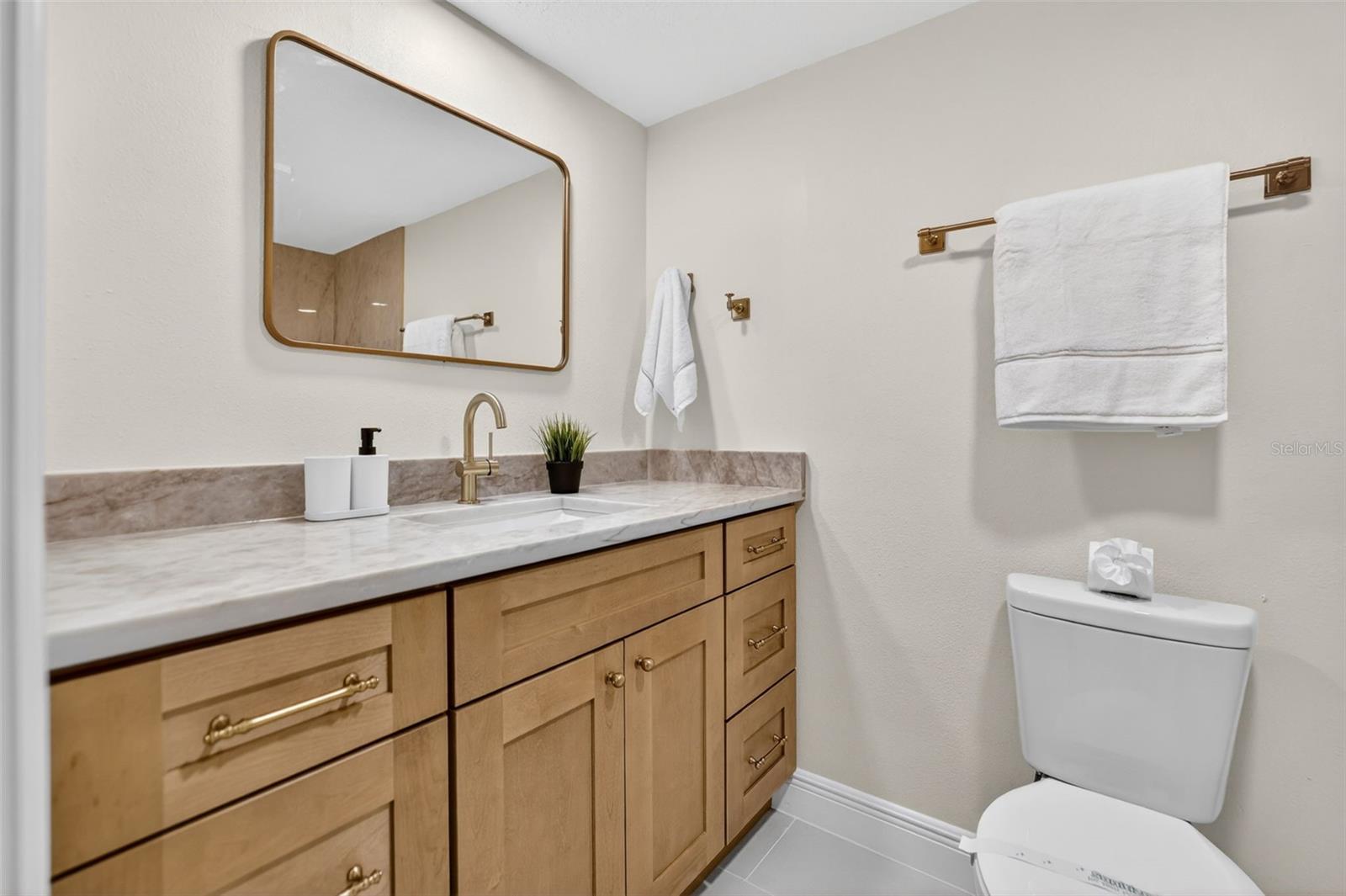 Image 33 of 46 For 4404 Carrollwood Village Drive