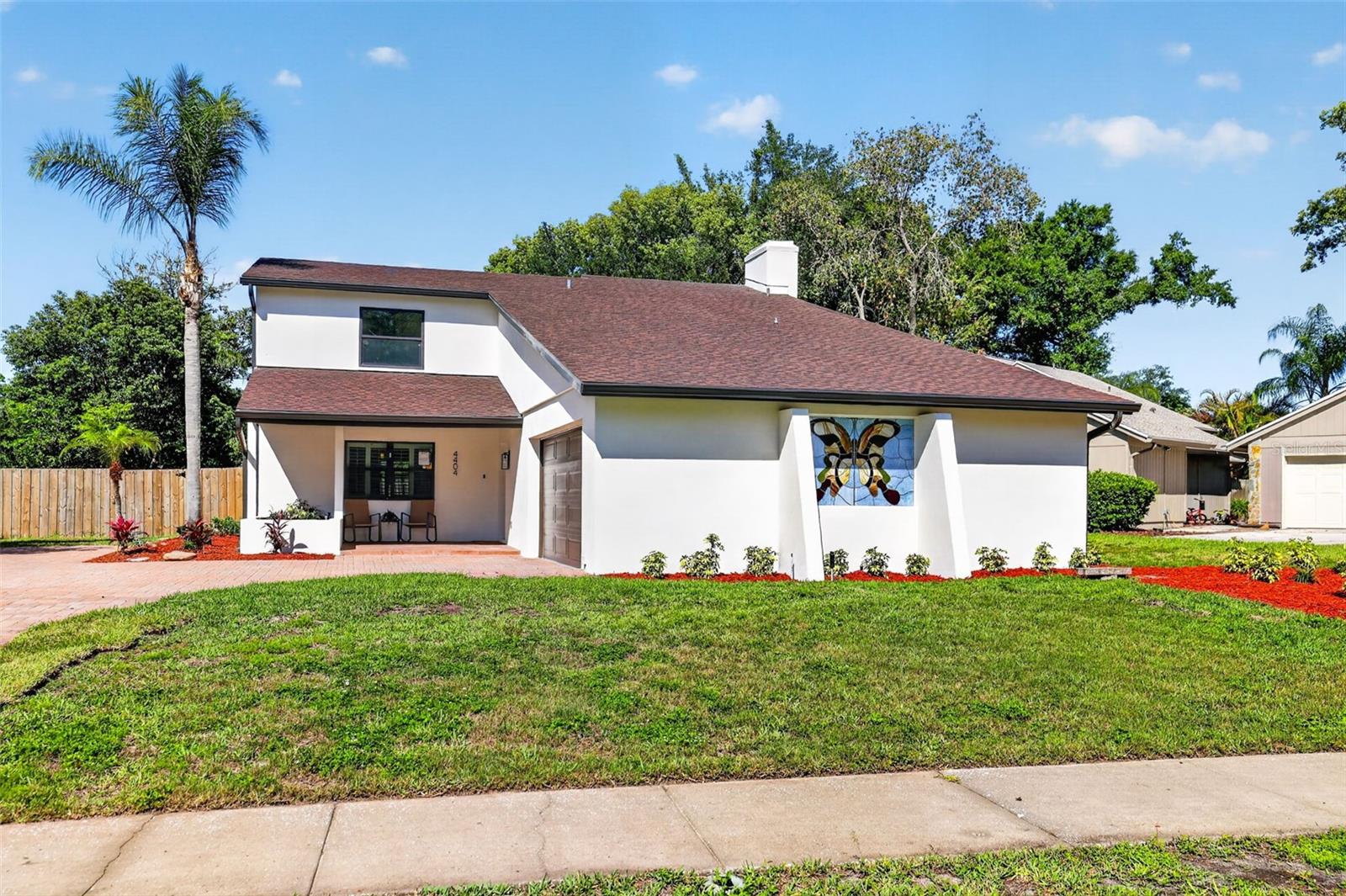 Image 4 of 46 For 4404 Carrollwood Village Drive