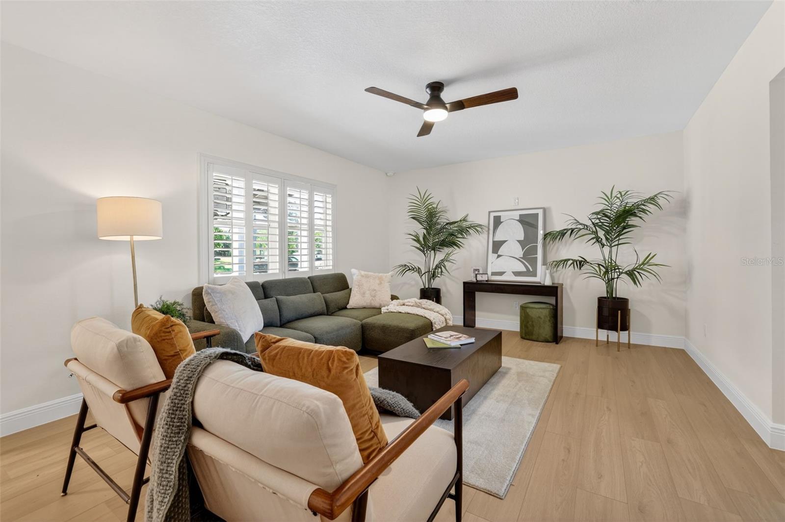 Image 8 of 46 For 4404 Carrollwood Village Drive