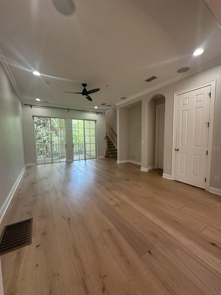 Image 10 of 36 For 6030 Printery Street 104