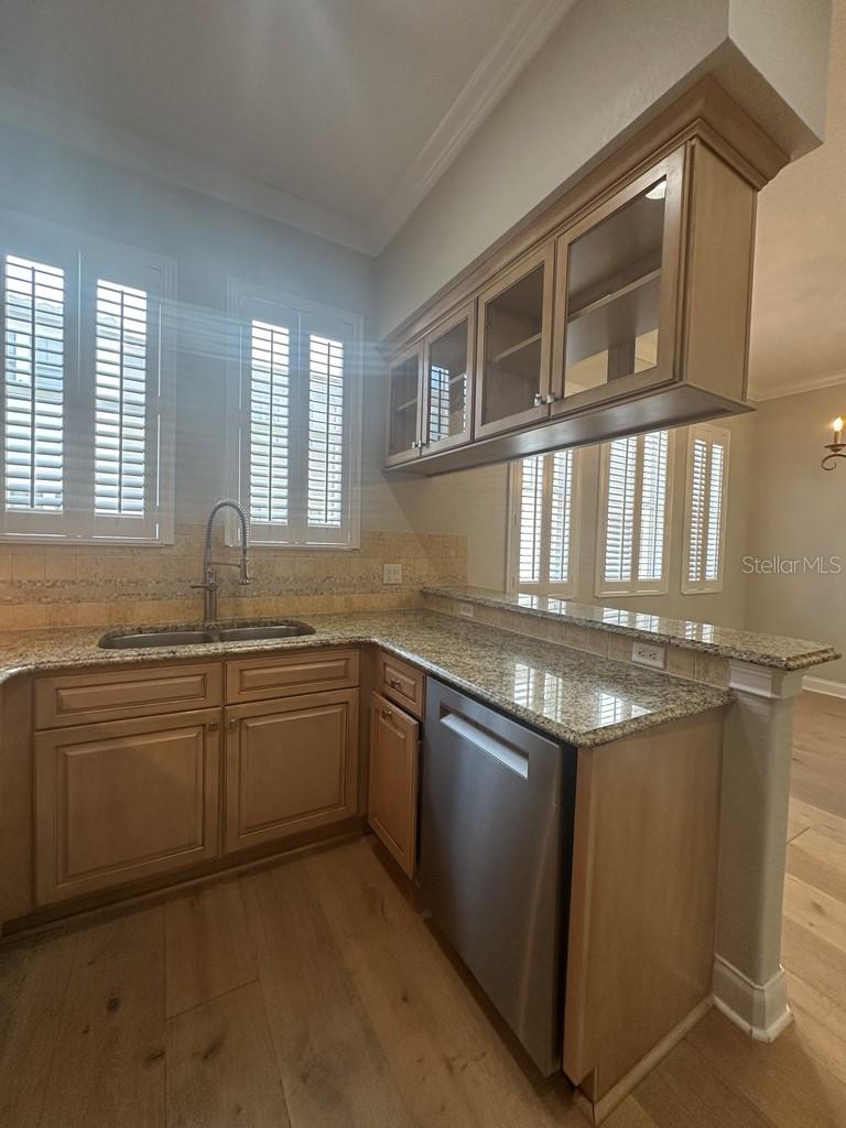 Image 6 of 36 For 6030 Printery Street 104