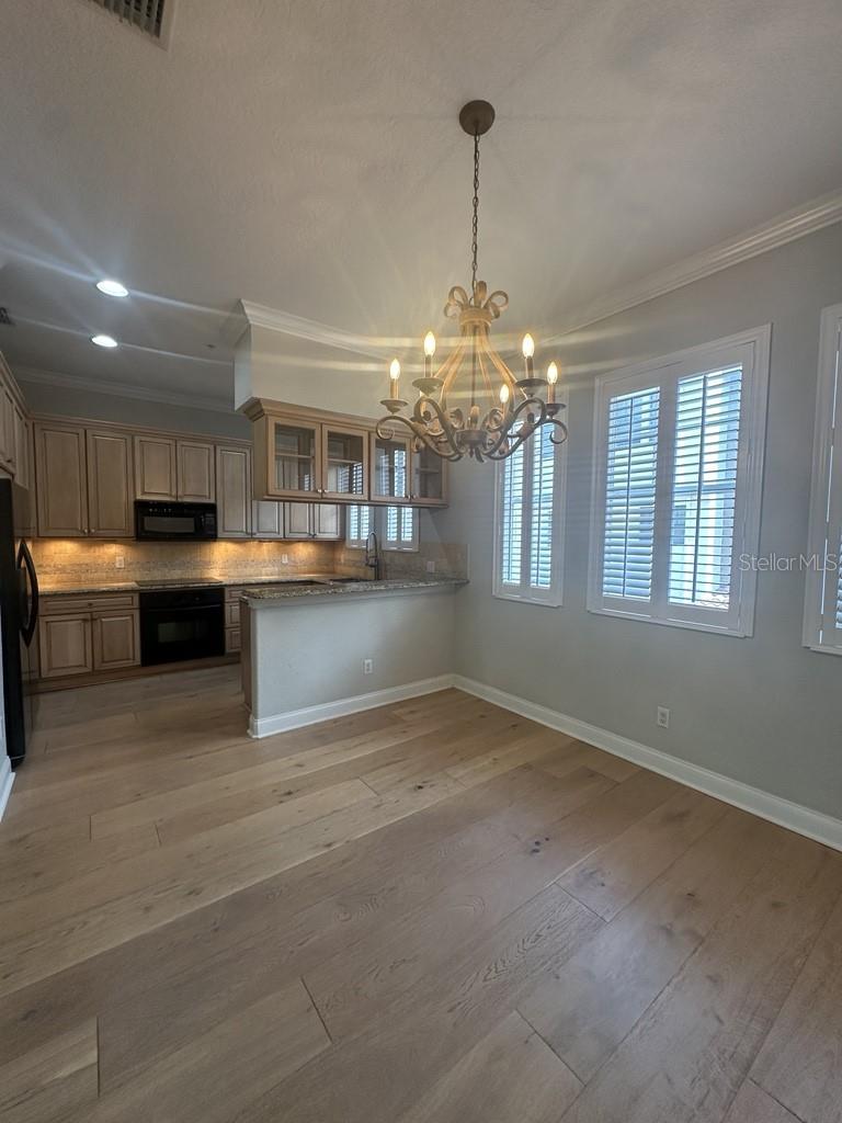 Image 9 of 36 For 6030 Printery Street 104