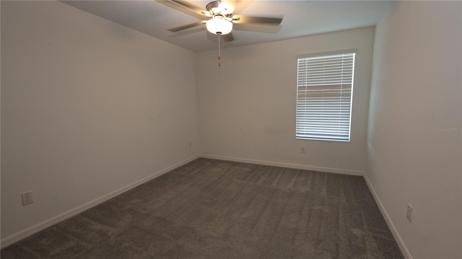 Image 22 of 31 For 22170 Nebula Way