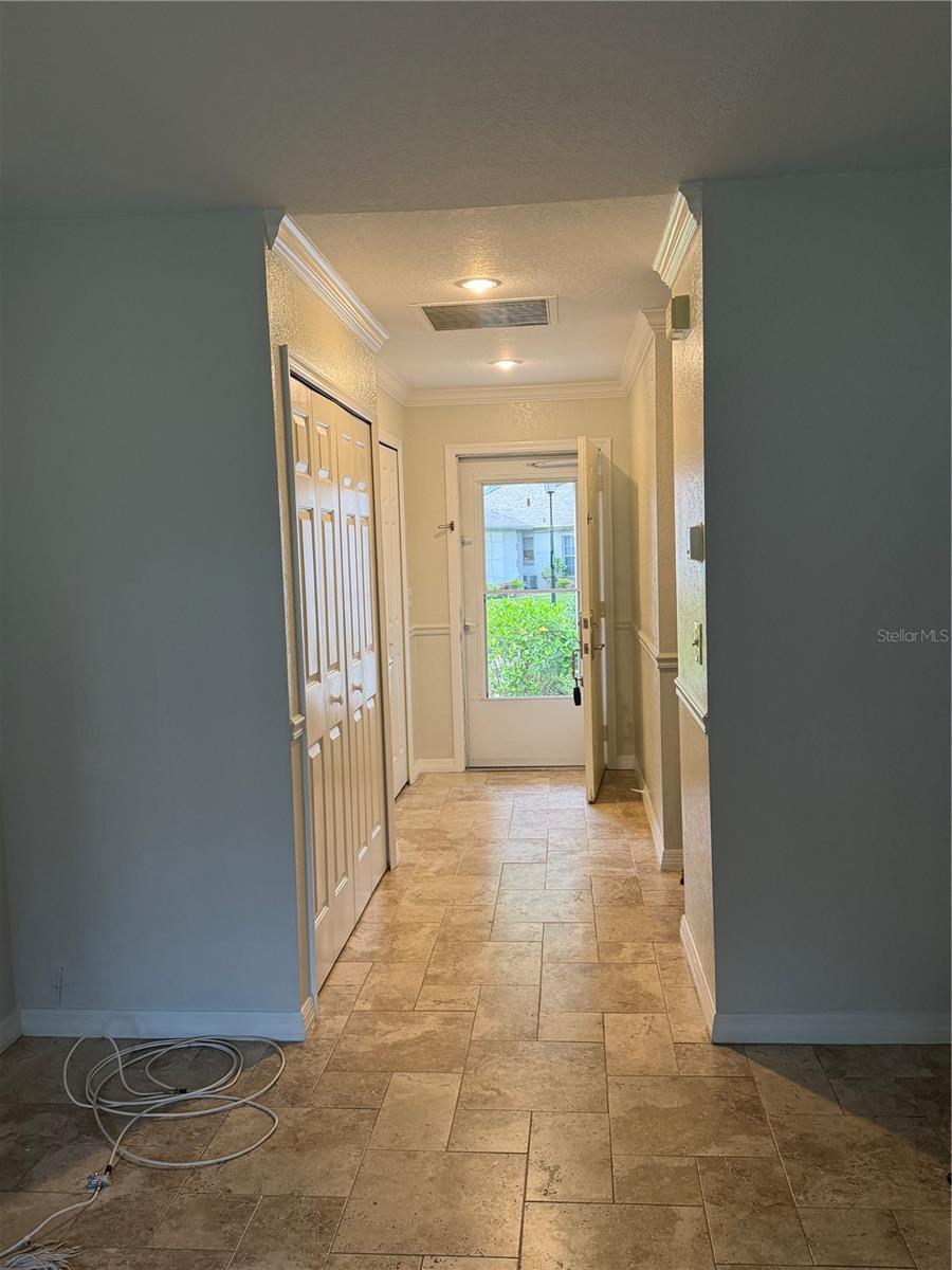 Image 4 of 16 For 3724 River Oaks Ct