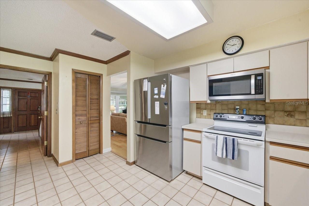 Image 13 of 36 For 2804 Palamore Drive