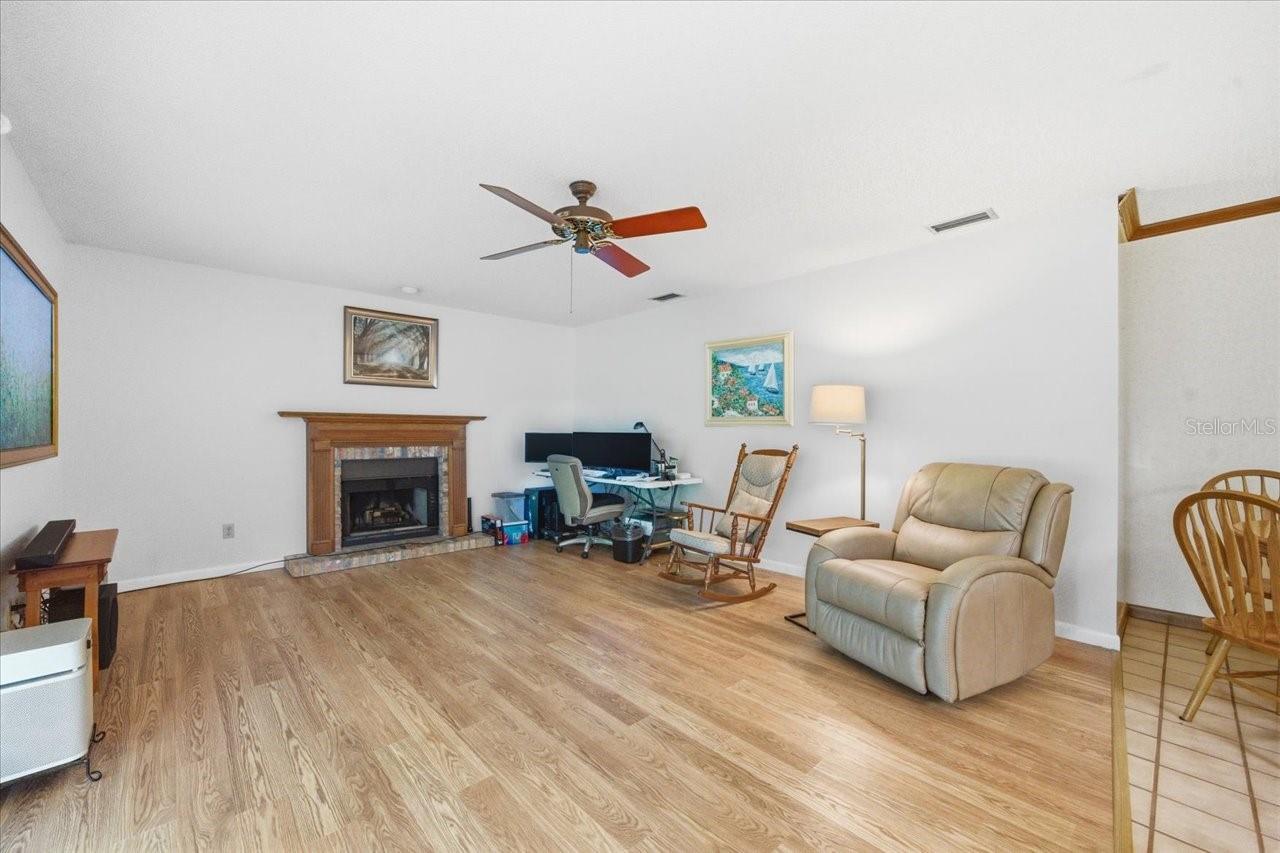 Image 16 of 36 For 2804 Palamore Drive