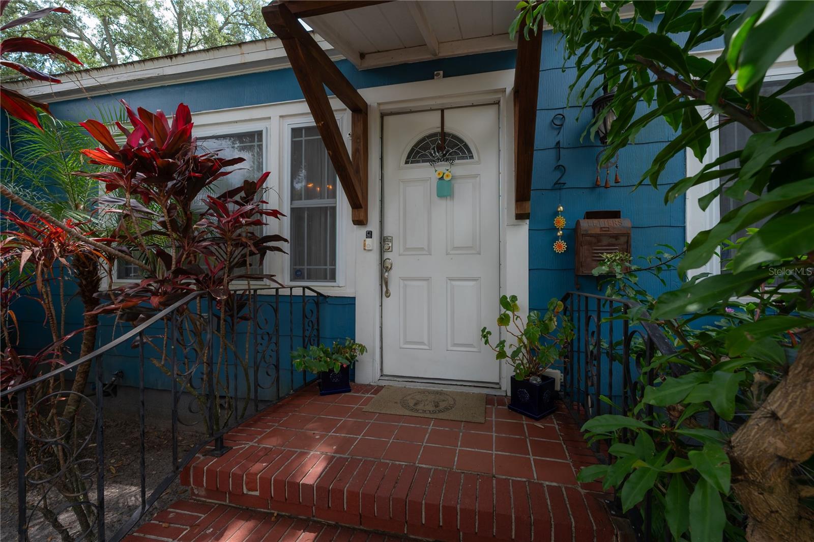 Listing photo id 5 for 912 Cornelius Avenue