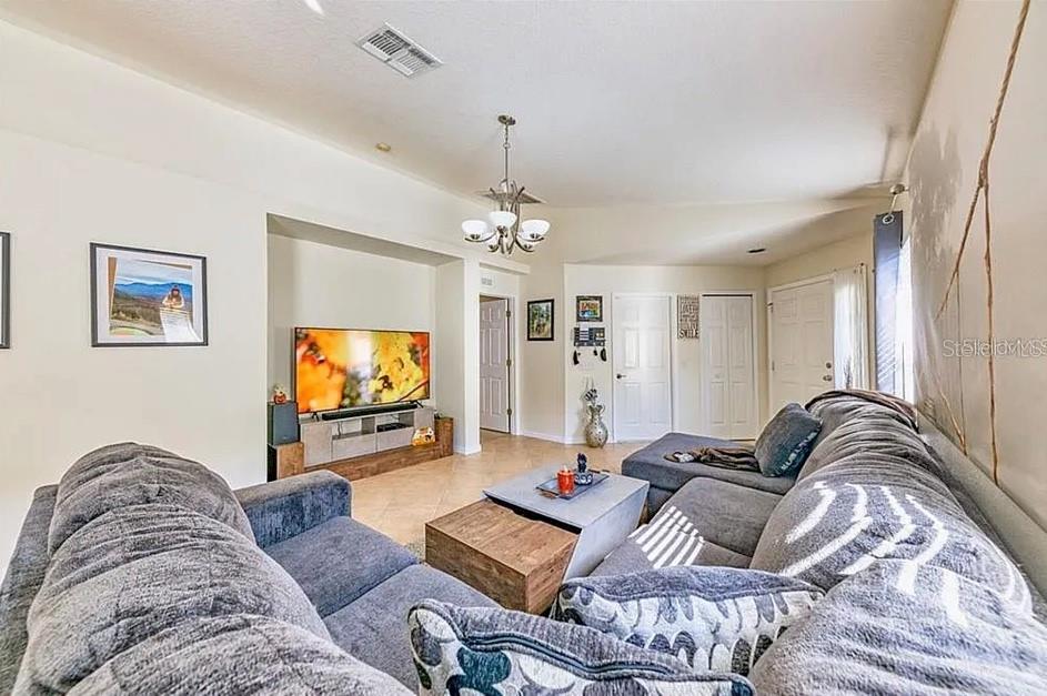 Image 4 of 17 For 5861 Wrenwater Drive