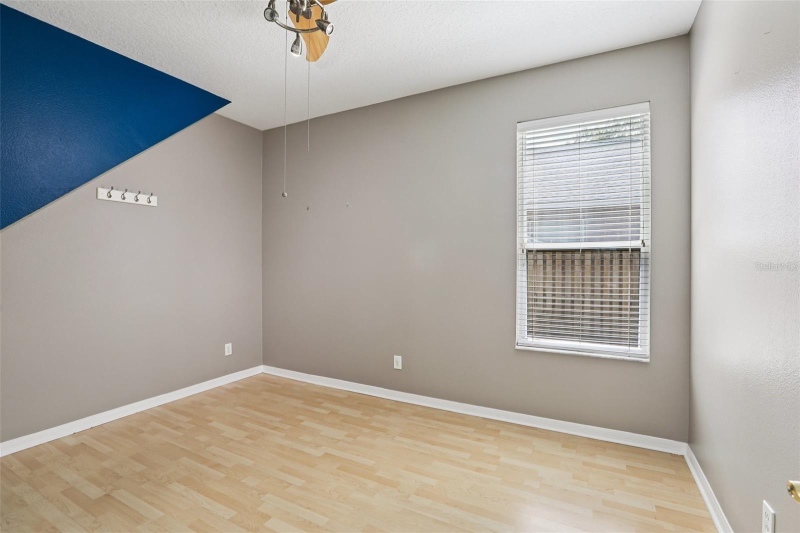 Image 29 of 55 For 15720 Berea Drive