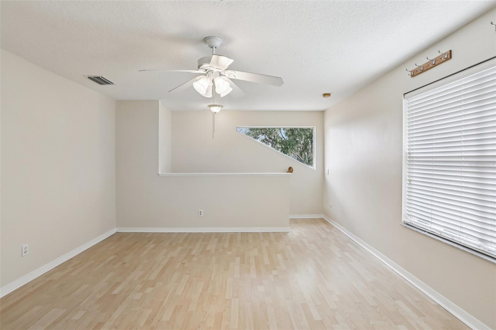 Image 35 of 55 For 15720 Berea Drive