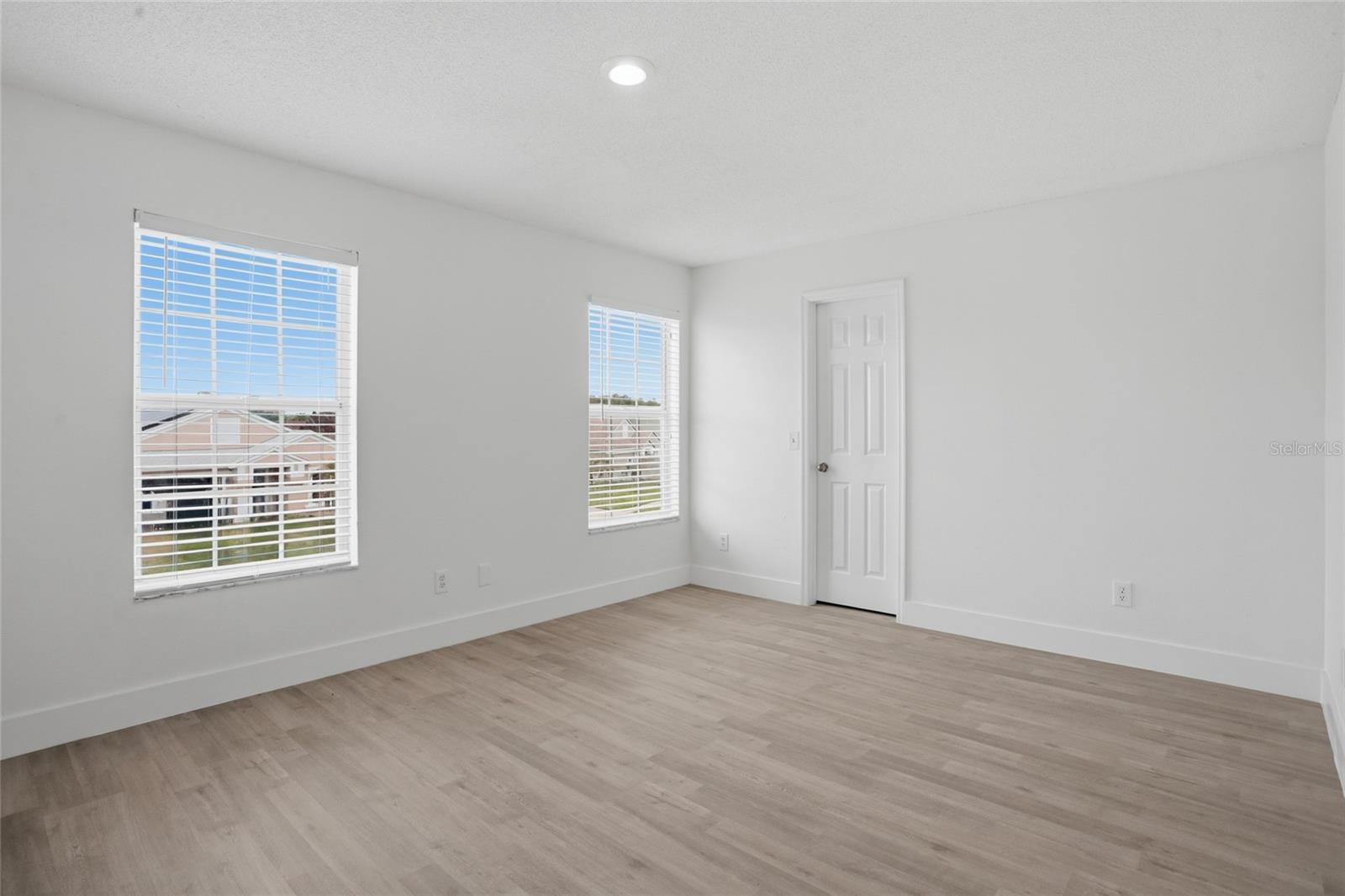 Image 21 of 57 For 1161 Kempton Chase Parkway