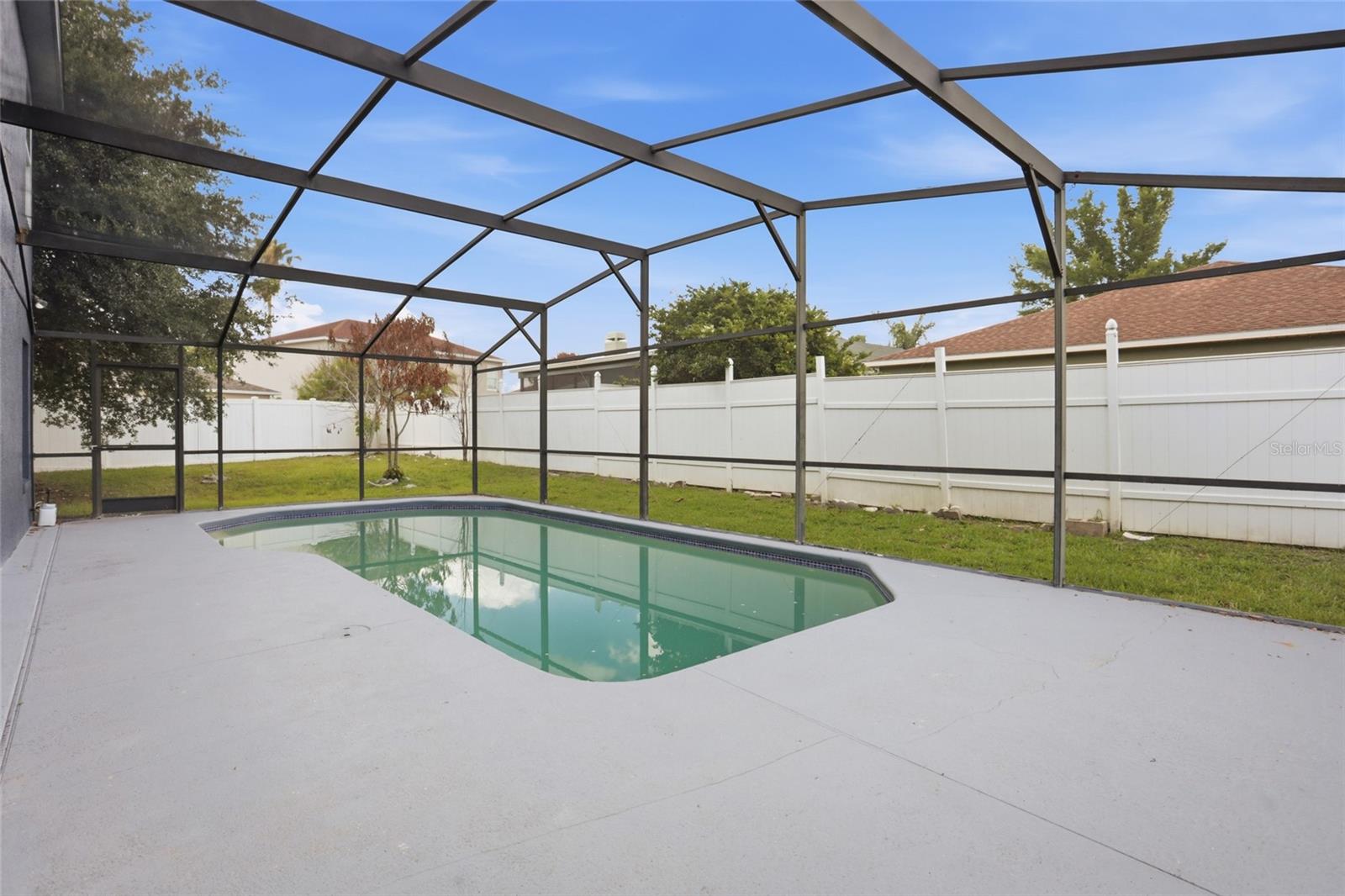 Image 22 of 57 For 1161 Kempton Chase Parkway