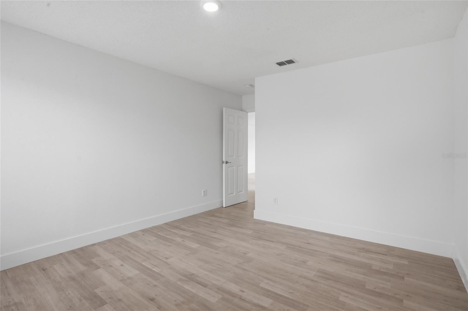Image 42 of 57 For 1161 Kempton Chase Parkway