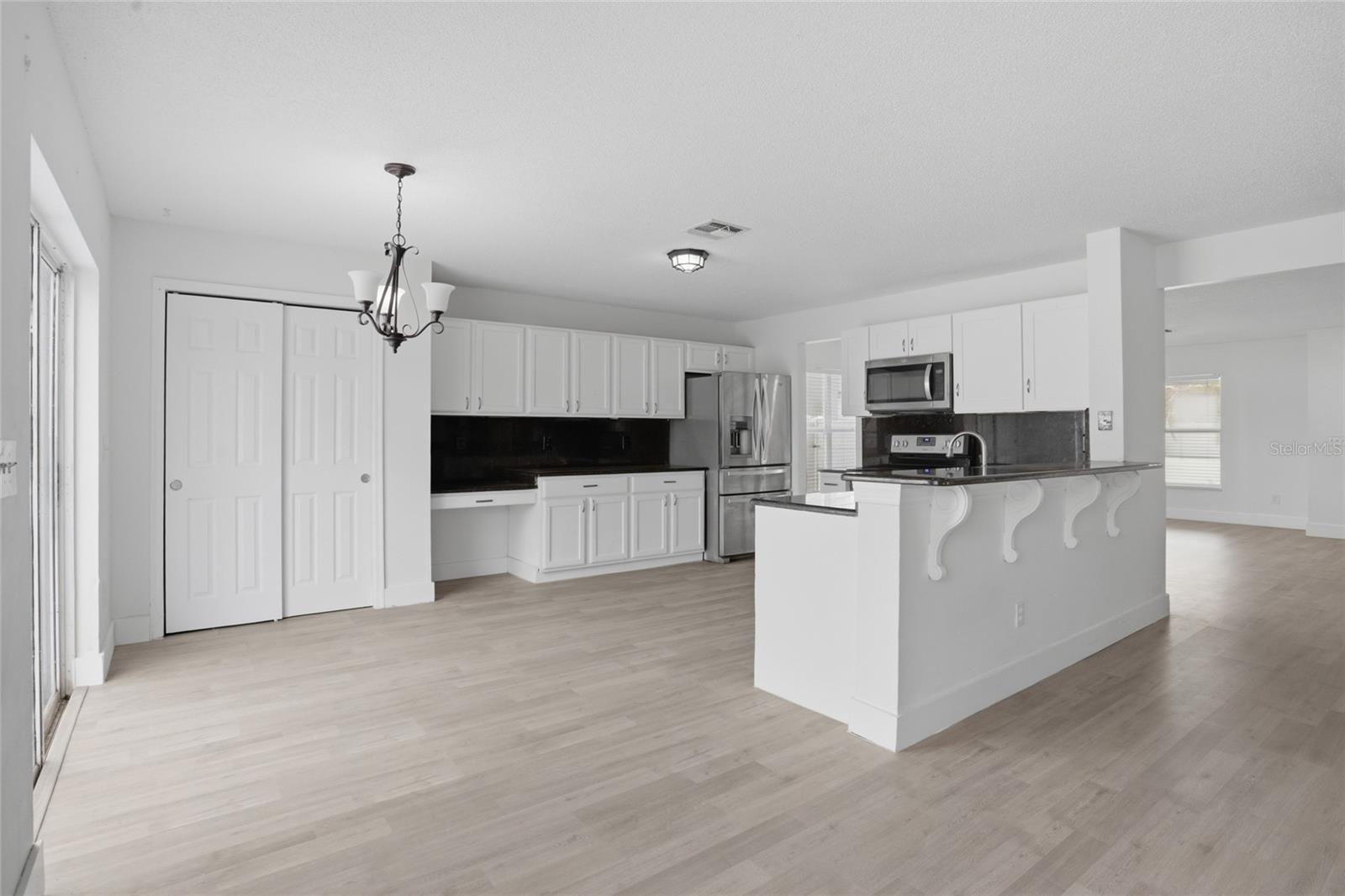 Image 8 of 57 For 1161 Kempton Chase Parkway