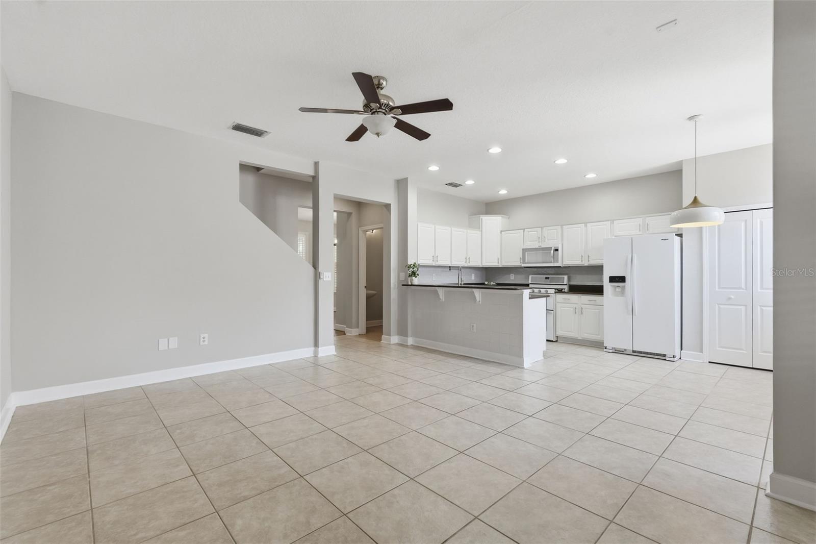 Image 18 of 71 For 10111 Hayfield Way