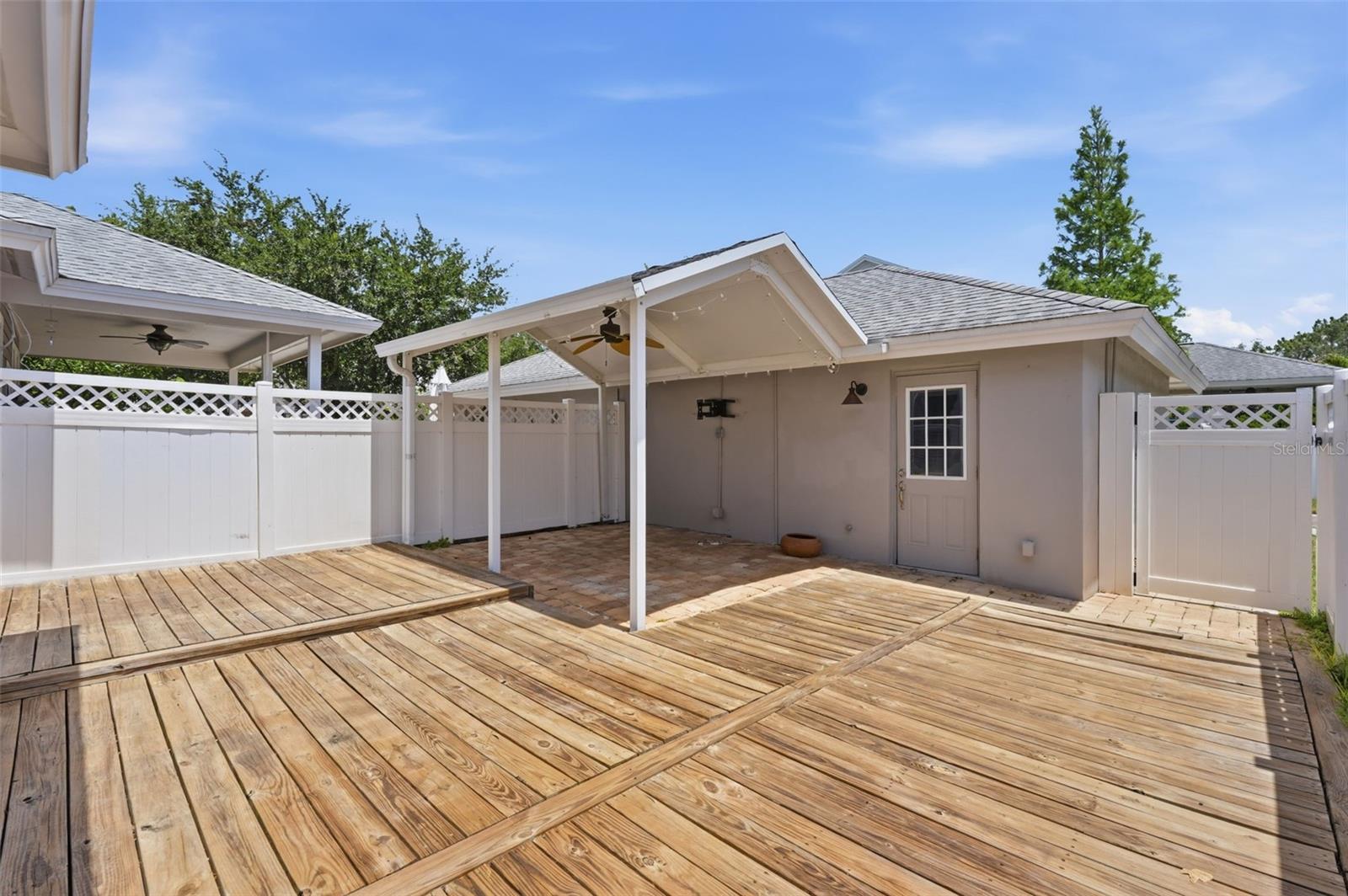 Image 32 of 71 For 10111 Hayfield Way