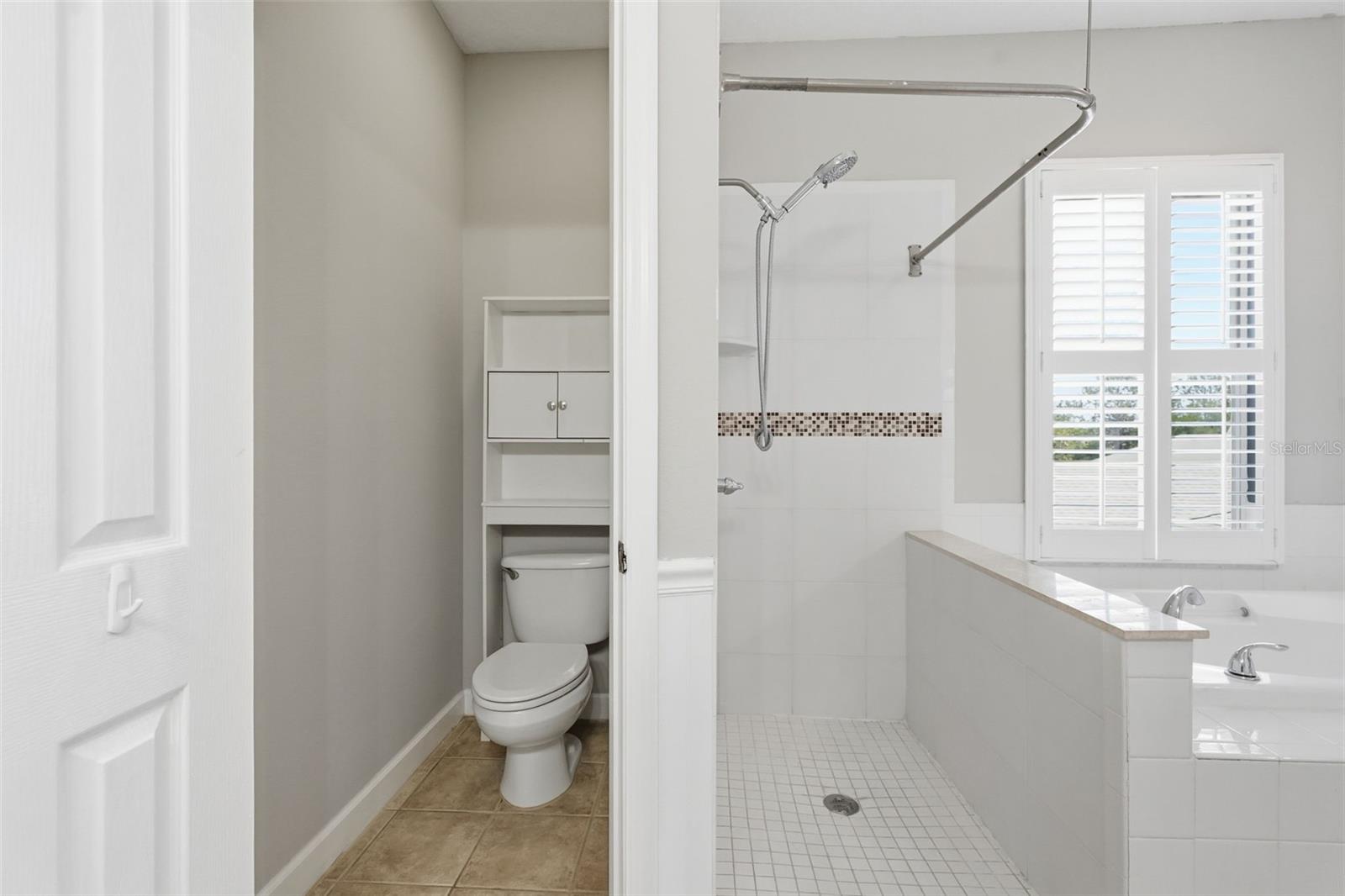 Image 44 of 71 For 10111 Hayfield Way