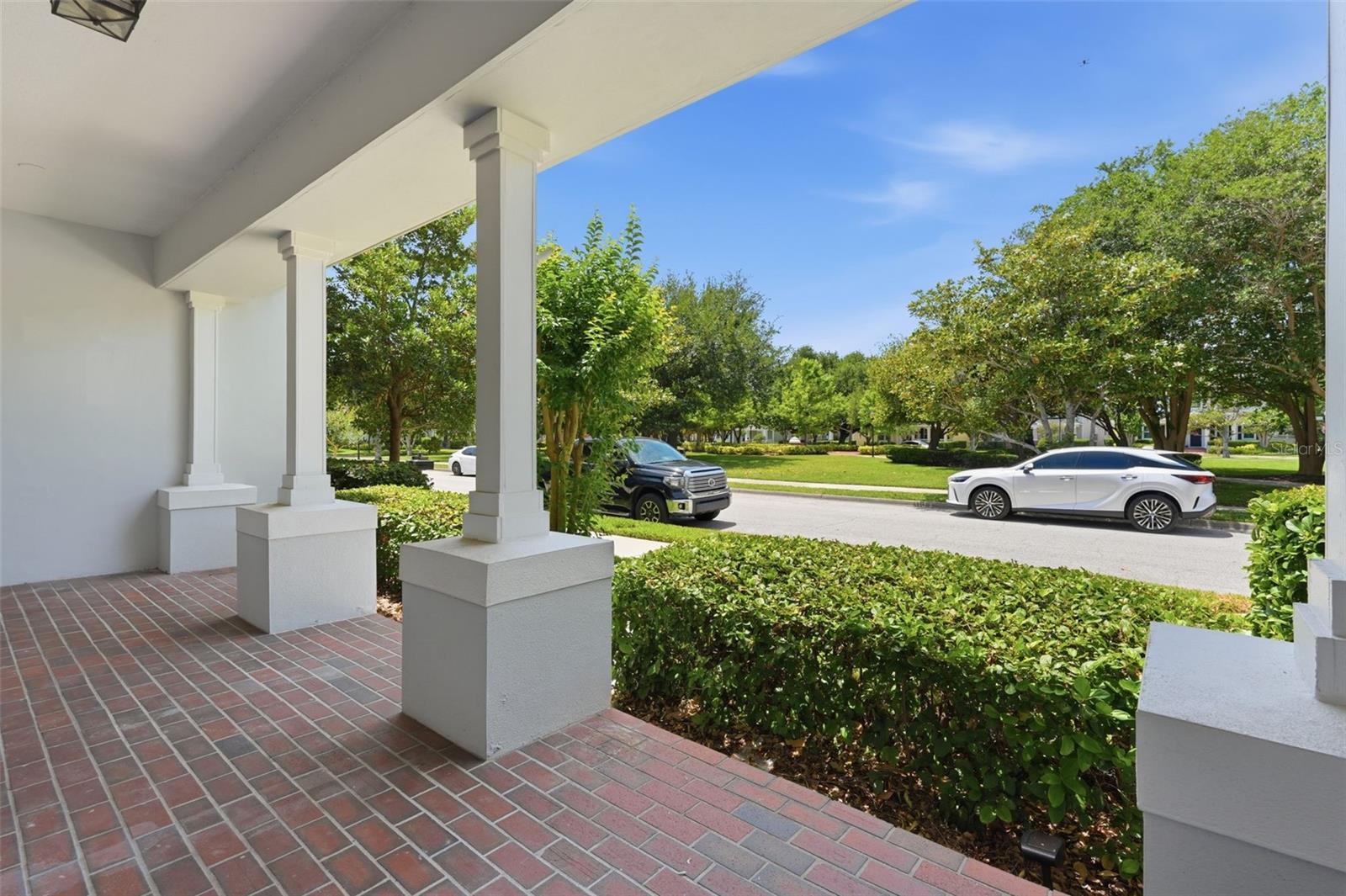 Image 6 of 71 For 10111 Hayfield Way