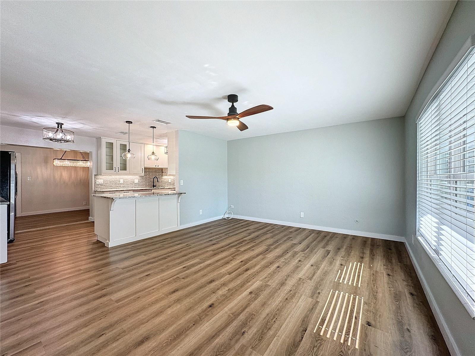 Image 11 of 64 For 7610 117th Street