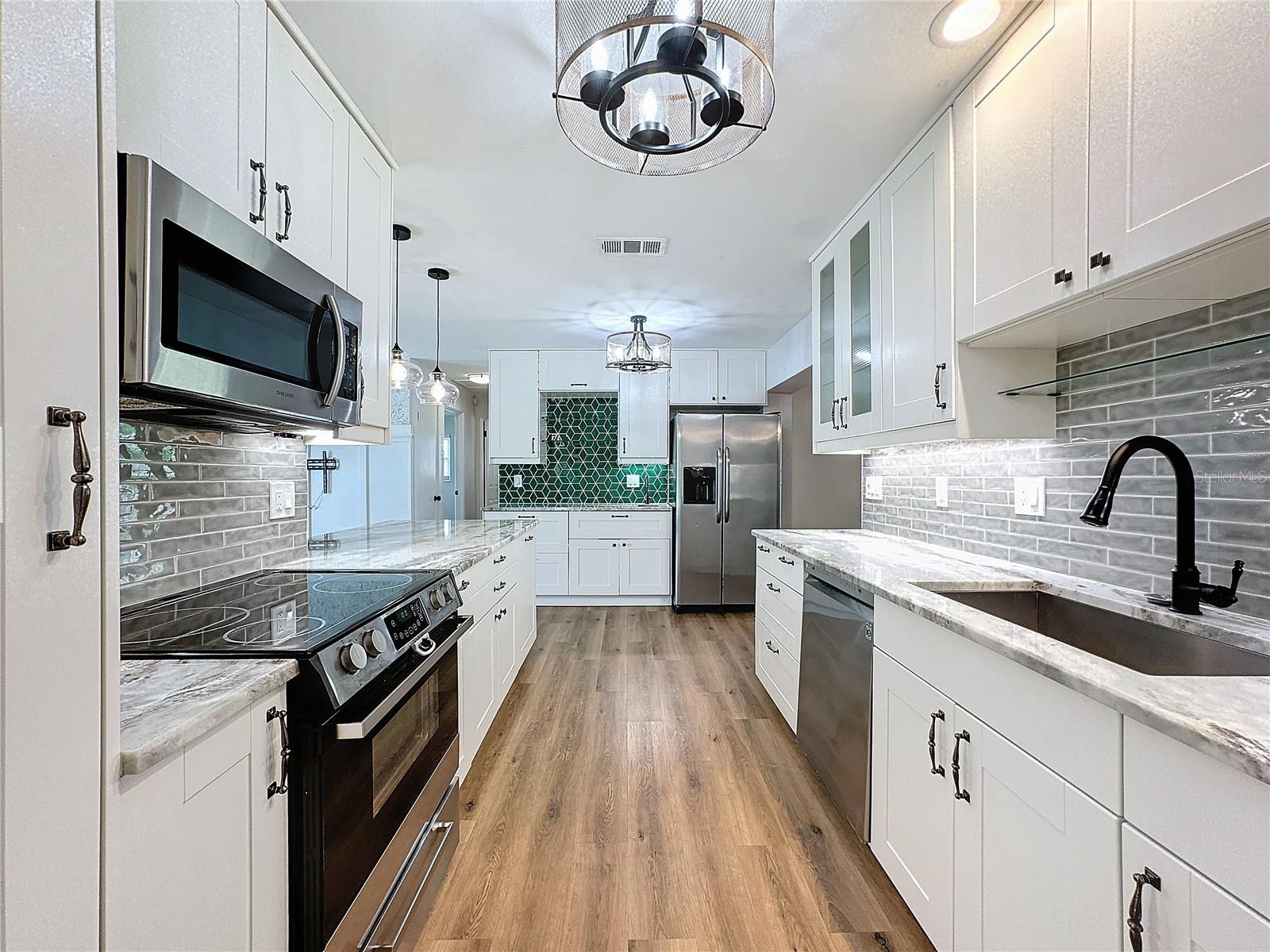 Image 16 of 64 For 7610 117th Street