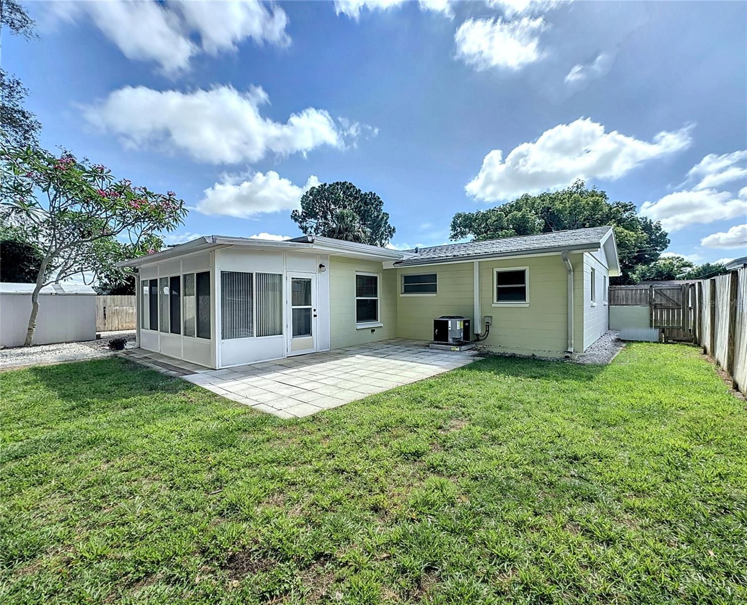 Image 40 of 64 For 7610 117th Street