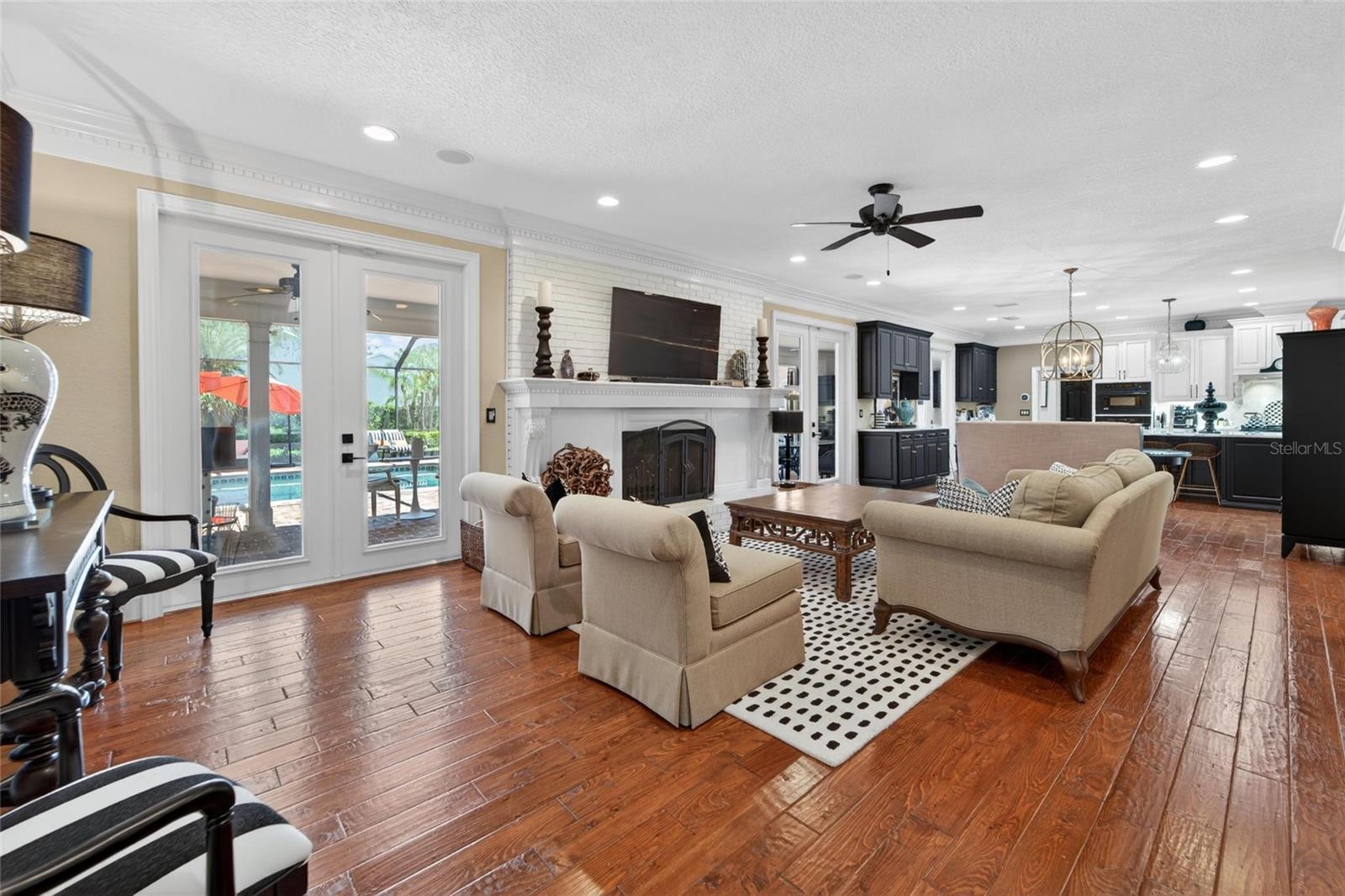 Image 12 of 48 For 16203 Avila Boulevard