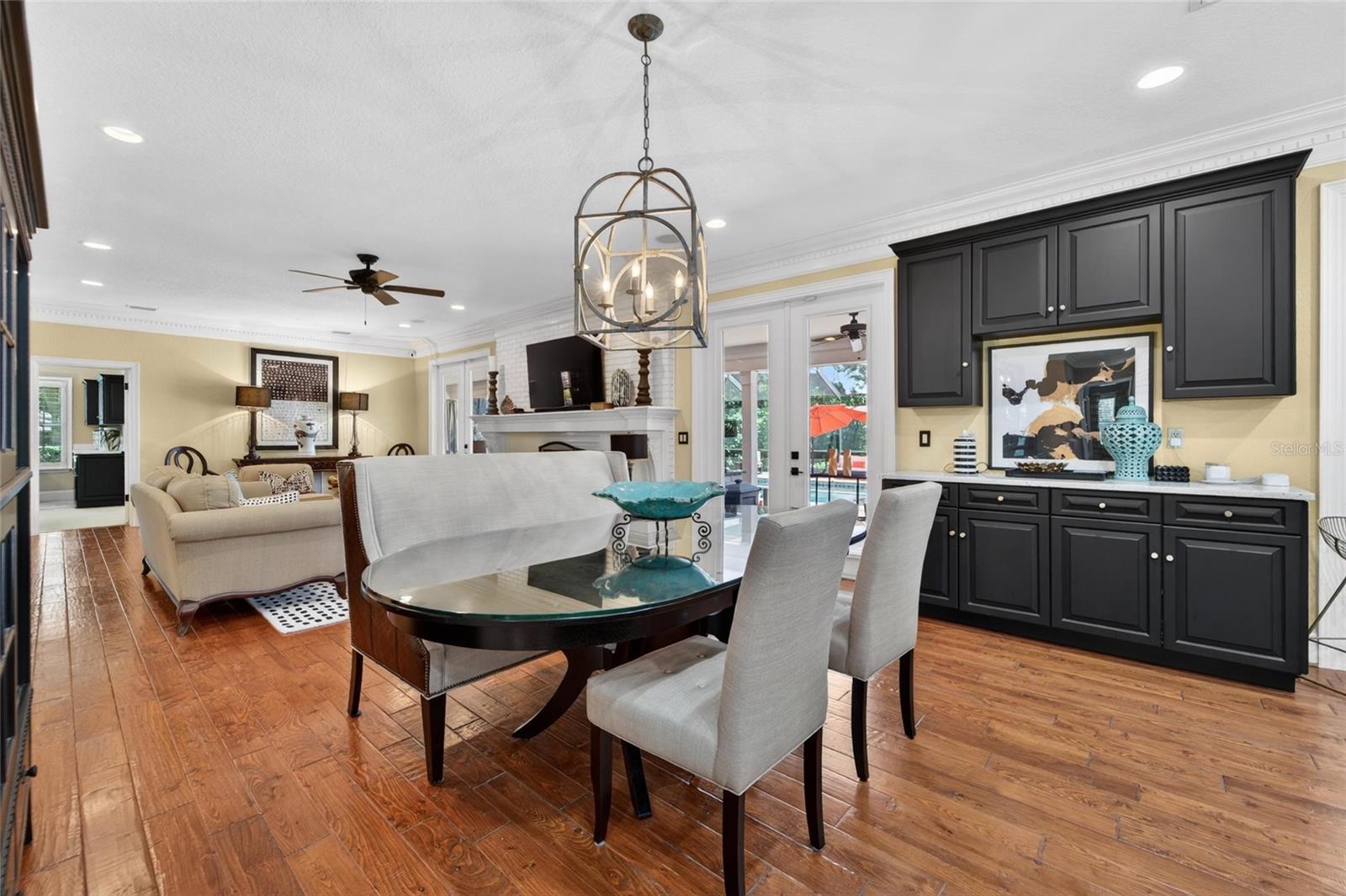 Image 16 of 48 For 16203 Avila Boulevard
