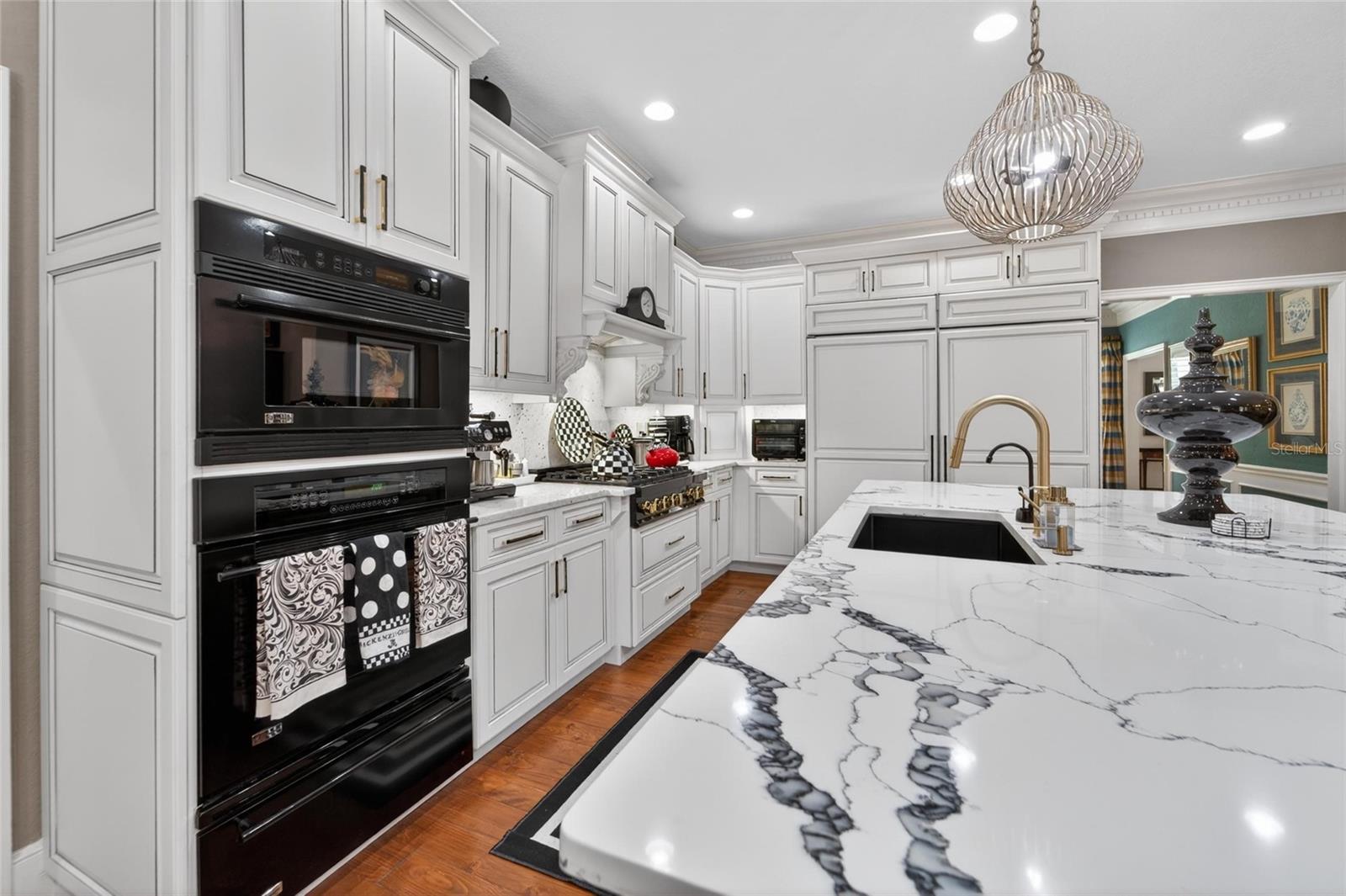 Image 20 of 48 For 16203 Avila Boulevard