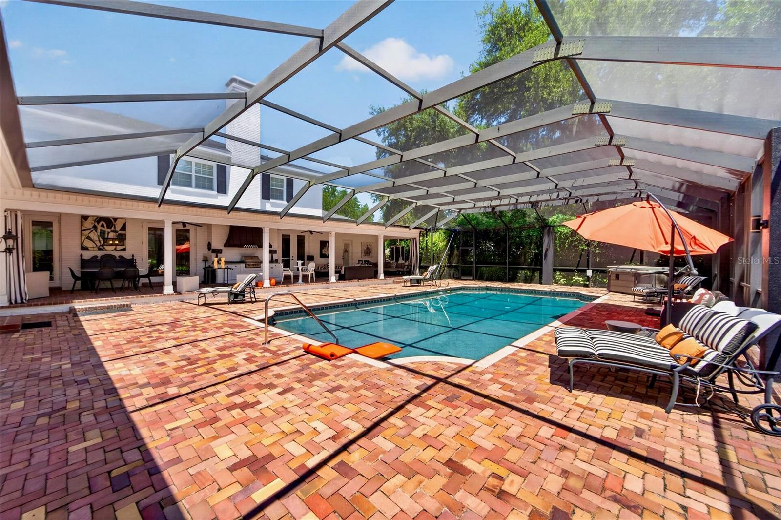Image 7 of 48 For 16203 Avila Boulevard