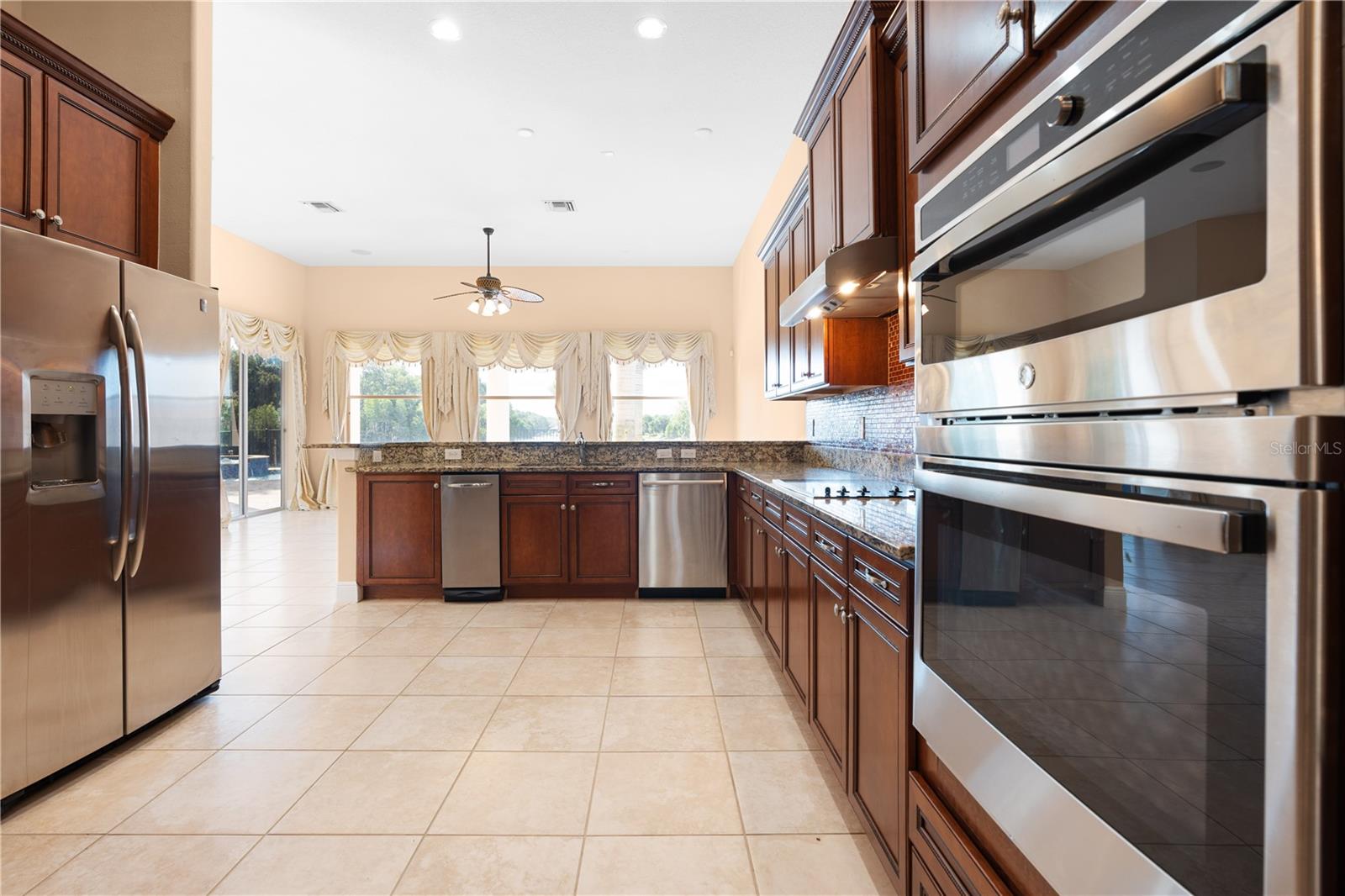Image 18 of 96 For 10603 Cayman Isle Court