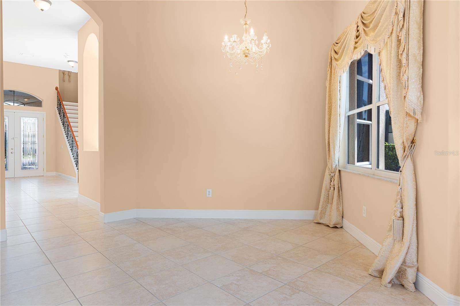 Image 23 of 96 For 10603 Cayman Isle Court
