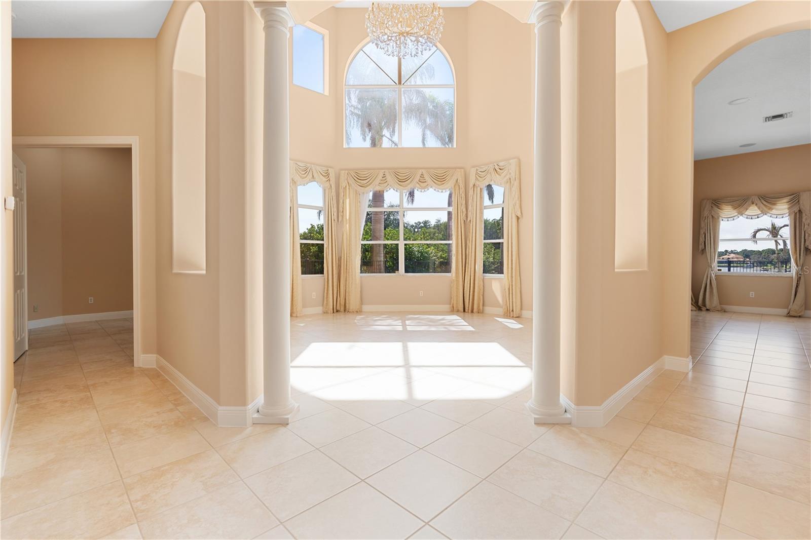 Image 28 of 96 For 10603 Cayman Isle Court