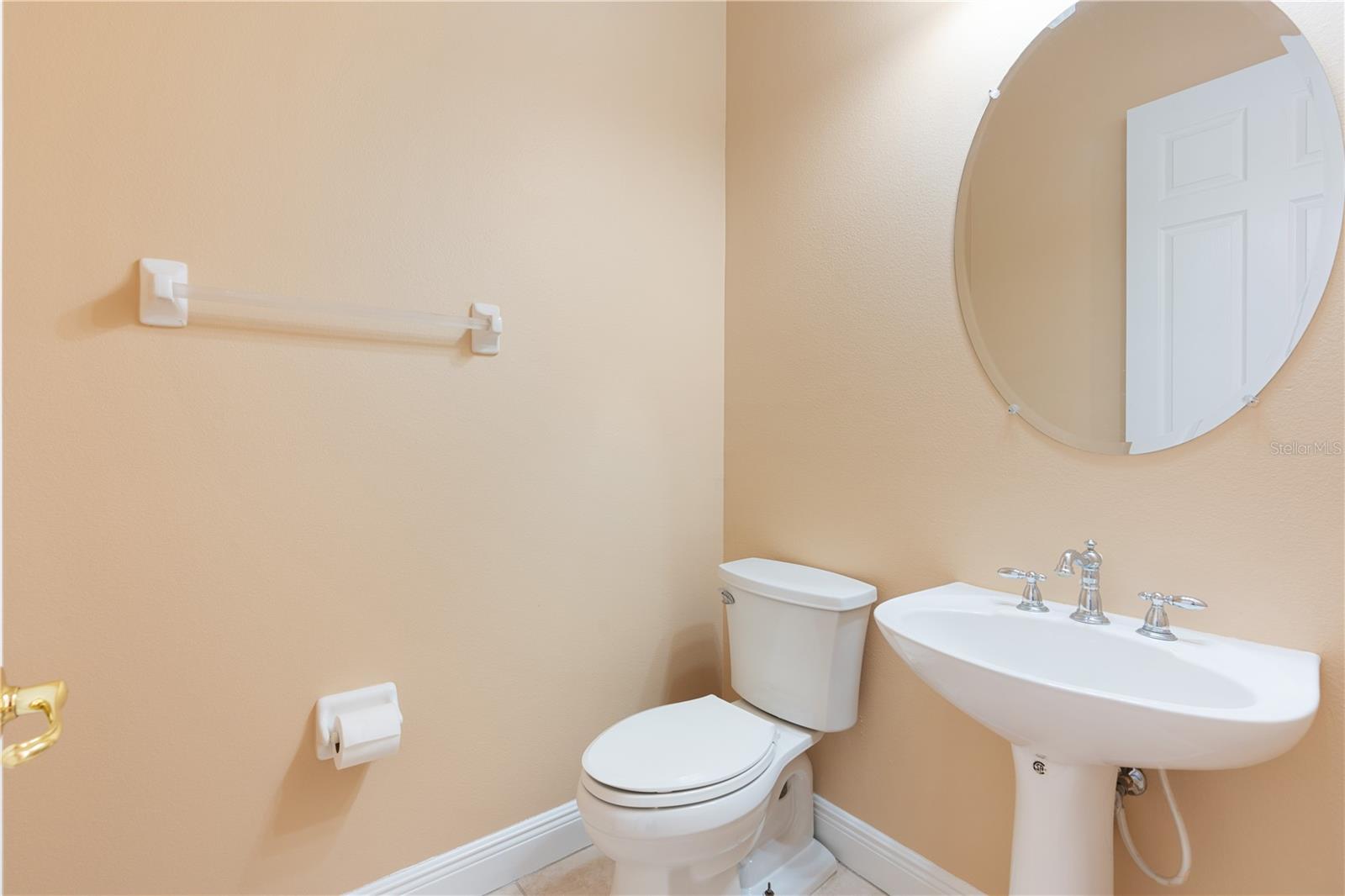 Image 34 of 96 For 10603 Cayman Isle Court