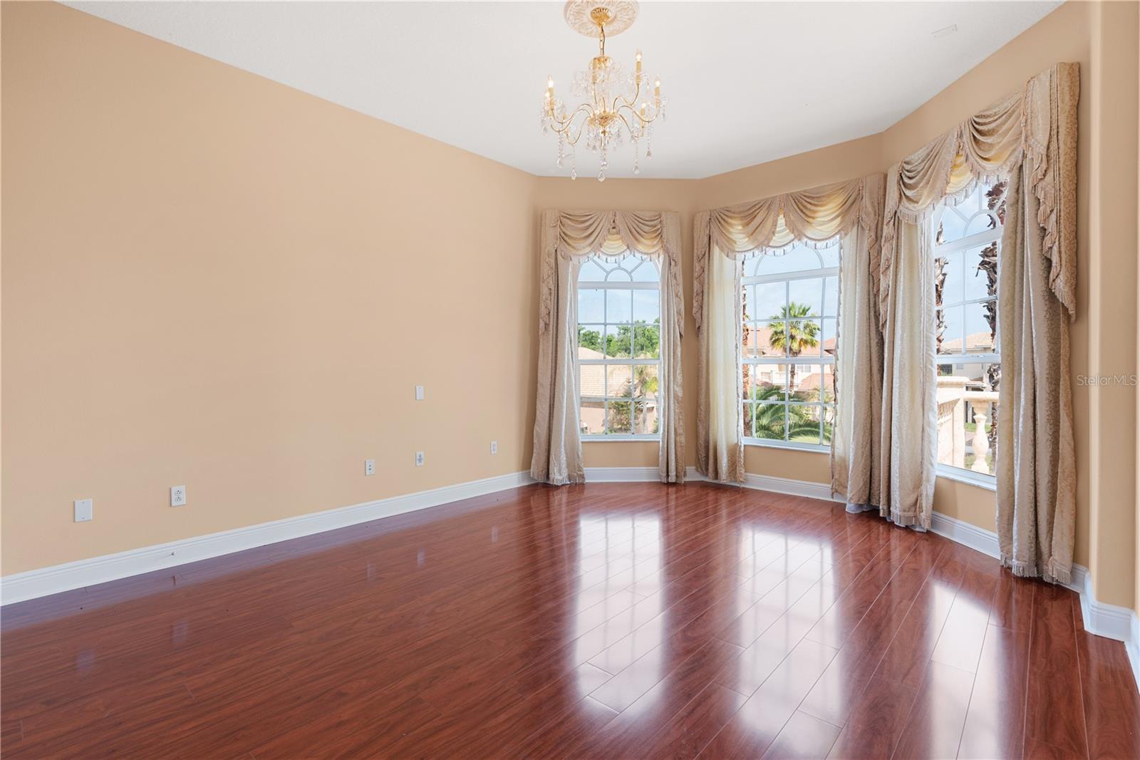 Image 41 of 96 For 10603 Cayman Isle Court