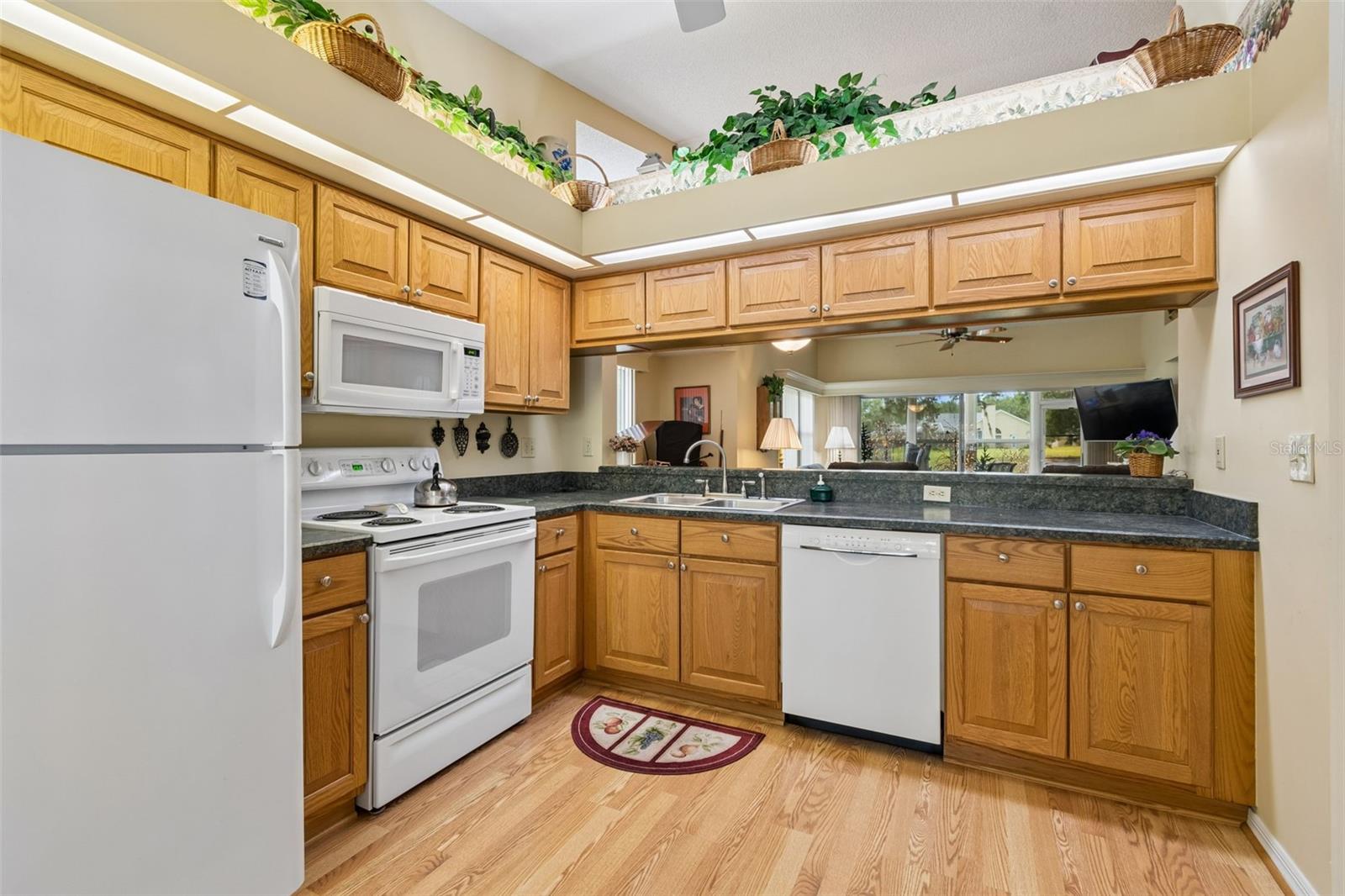 Image 12 of 38 For 5213 Lochmead Terrace