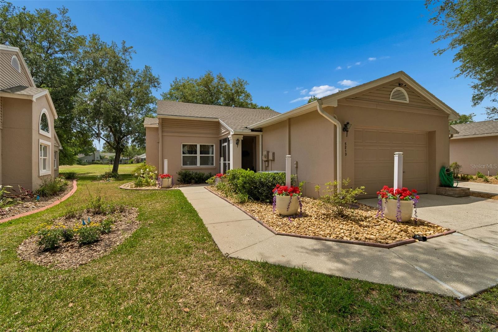 Image 5 of 38 For 5213 Lochmead Terrace