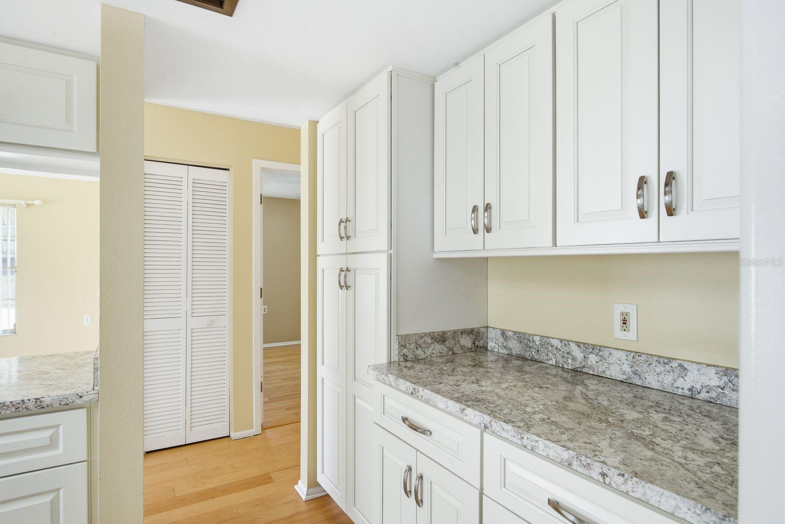 Image 15 of 52 For 3836 Tarpon Pointe Circle