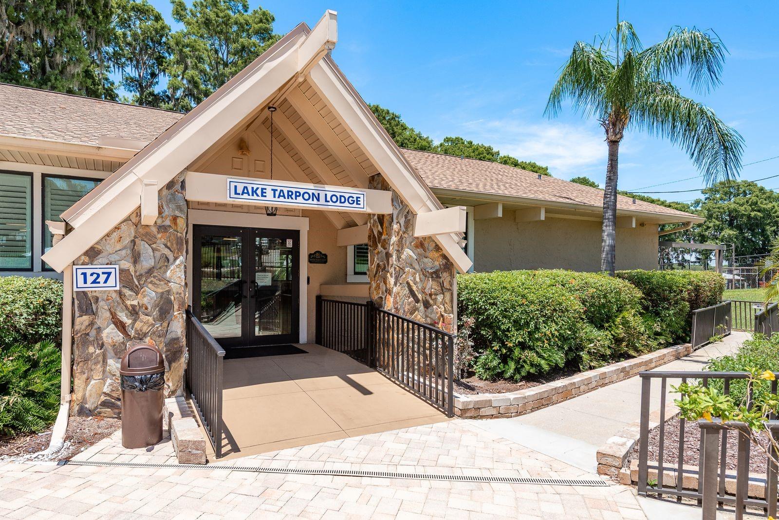 Image 41 of 52 For 3836 Tarpon Pointe Circle