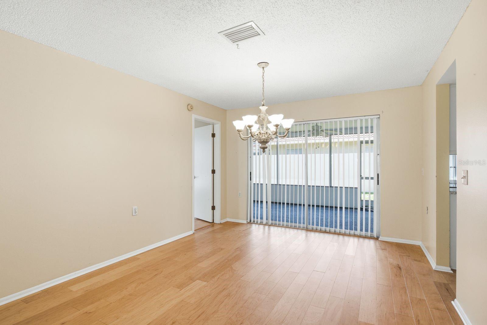 Image 7 of 52 For 3836 Tarpon Pointe Circle