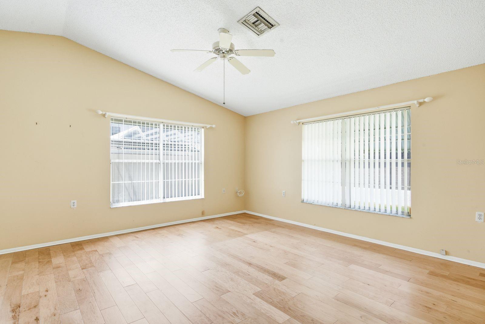 Image 9 of 52 For 3836 Tarpon Pointe Circle